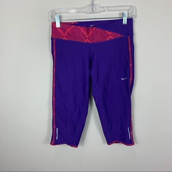 Sale❤️Nike running purple short capris size small - Picture 9 of 9